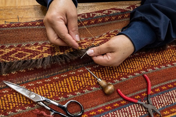 مراحل ترمیم فرش دستباف