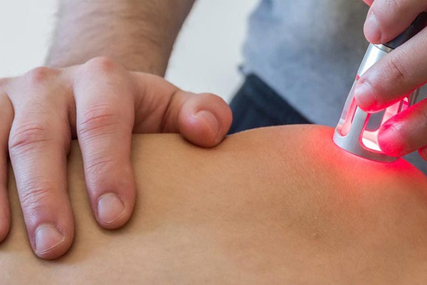 عوارض جانبی لیزر تراپی پرتوان چیست؟