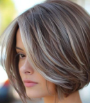 ۱۰ مدل هایلایت جذاب برای موی کوتاه که استایل شما را خاص‌تر می‌کند