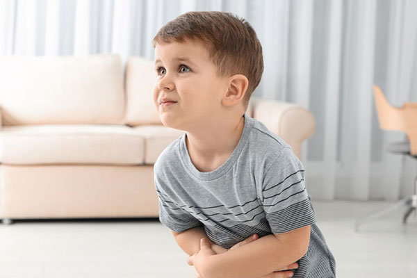 علائم یبوست در کودکان