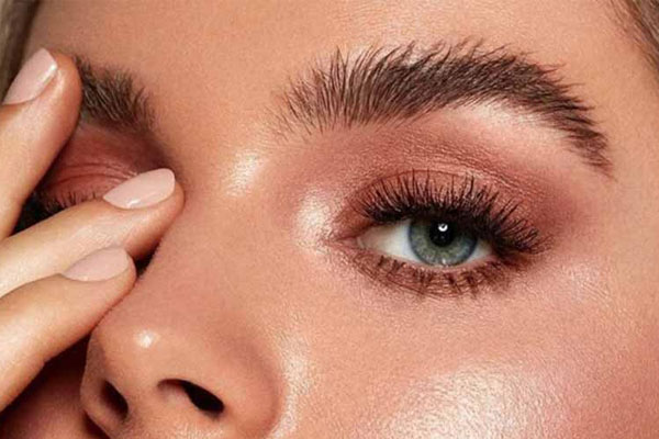 لیفت ابرو چیست؟