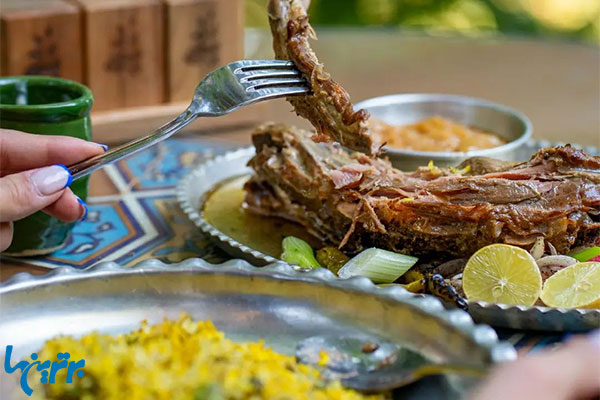 باقالی پلو با گردن شاهانه سفره ایرانی