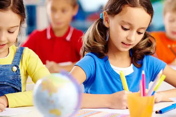 نقش والدین در یادگیری زبان دوم