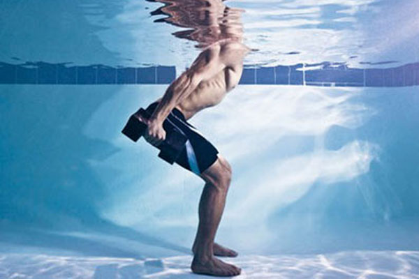 آکوا پیلاتس چیست و چگونه انجام میشود؟