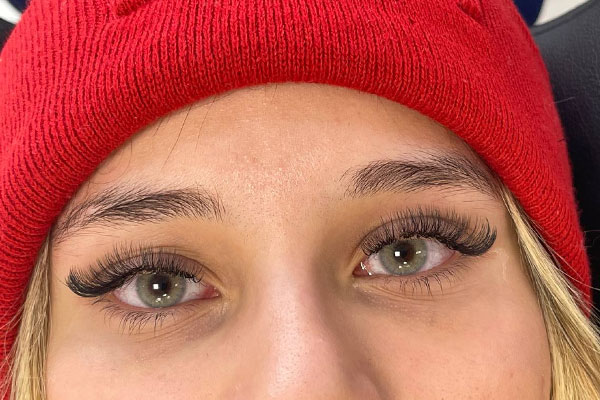 اولین مرکز تخصصی مو، مژه و ابرو ناهید