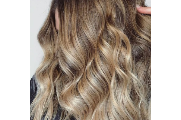 رنگ‌های مناسب برای هایلایت مو در فصل سرد