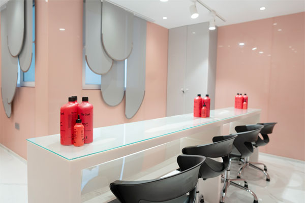 خدمات تراپی موی فر در سالن زیبایی سیمین