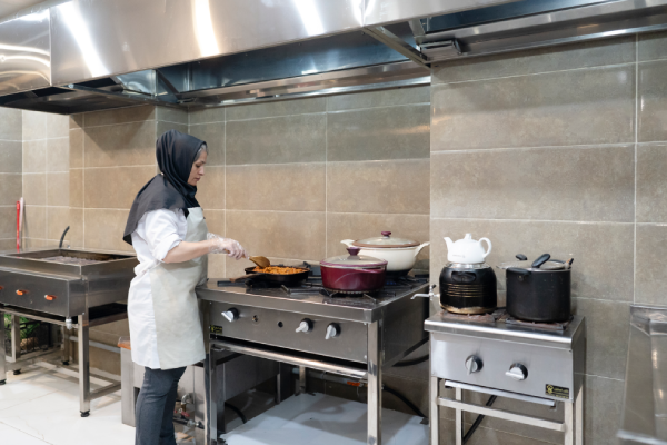 چرا خانه سالمندان محبوبه یک انتخاب عالی برای حفظ سلامت سالمندان است؟