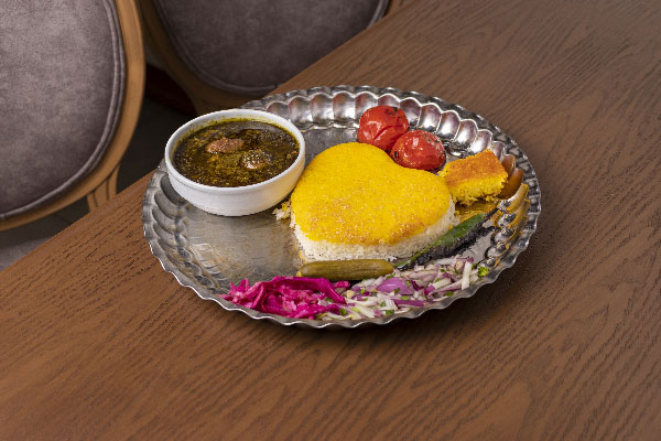 سفارش غذای مجلسی