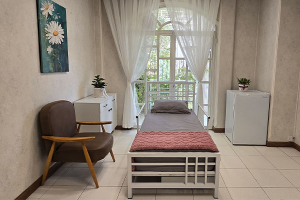 مرکز شبانه روزی سالمندان اهورا مهر