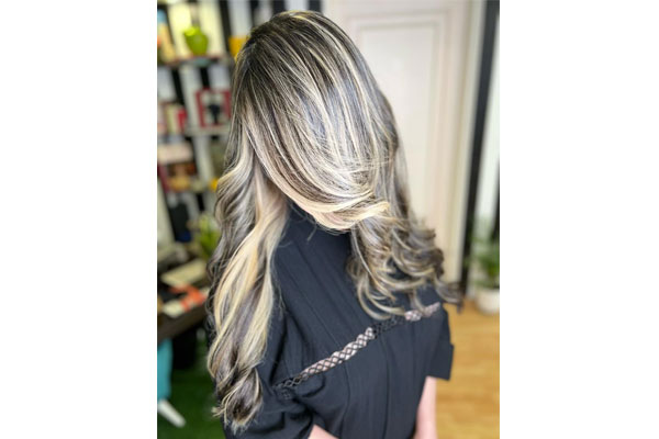 ۱۰نکته مهم قبل از انجام هایلایت مو