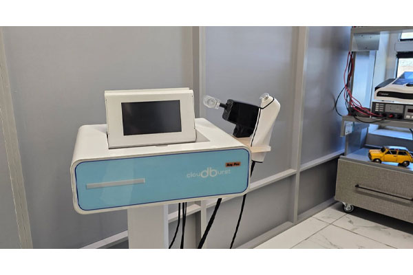 پلی کلینیک فیزیوتراپی و زیبایی پندار