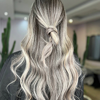 خدمات مو - سالن زیبایی فرنچ سفید