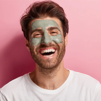 خدمات ویژه مراقبت از پوست آقایان - دکتر پردیس نیکنامی - پوست ، مو و زیبایی