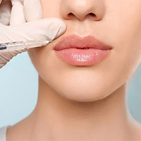 تزریق ژل، فیلر و بوتاکس - دکتر پونه یزدانی - مطب تخصصی پوست، مو و زیبایی و لیزر 